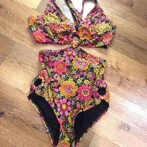 Unique Vintage Floral Multicolor Bikini